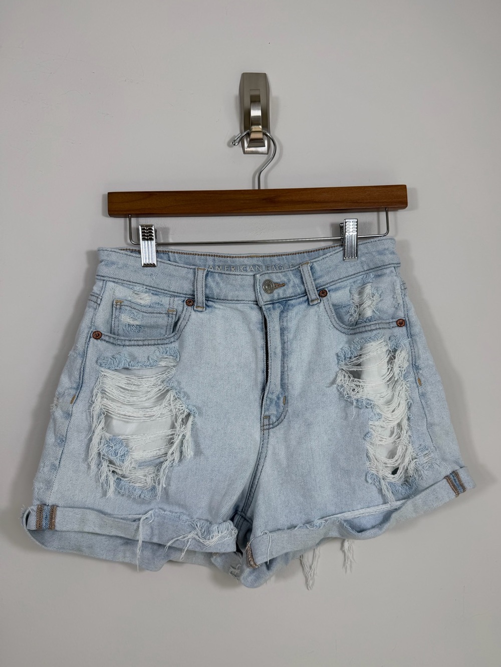 American Eagle Size 8 Super High Rise Distressed Light Wash Denim Shorts